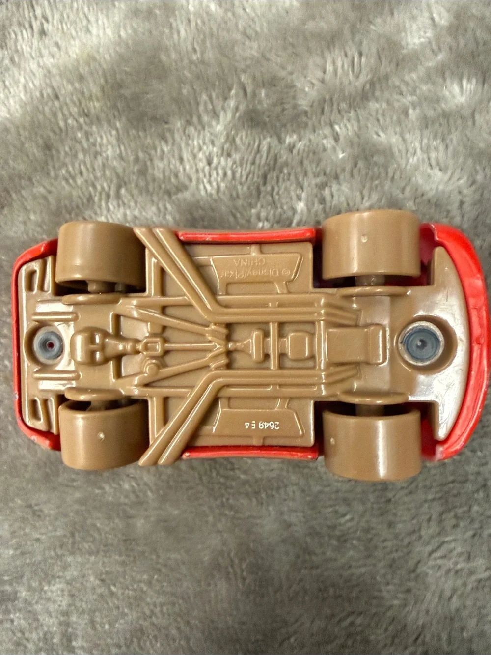 Disney Pixar Cars - DIRT TRACK LIGHTNING MCQUEEN LENTICULAR Eyes - 1:55 Diecast